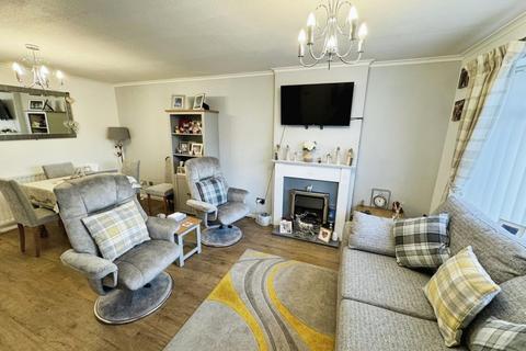 3 Addingham Close, Warwick, CV34 5XB
