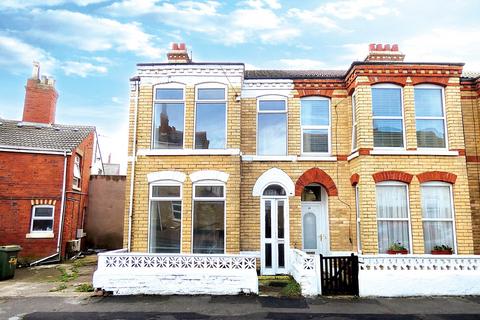 End of terrace house for sale, 20 Young Street, Withernsea