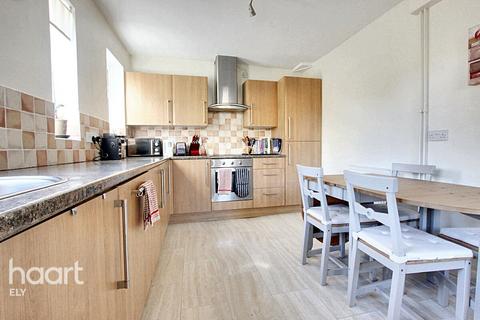 2 bedroom end of terrace house for sale, New Barns Avenue, Ely