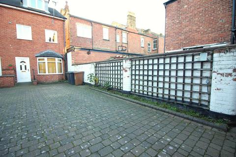 2 bedroom semi-detached house to rent, Nelson Street, Southport, PR8