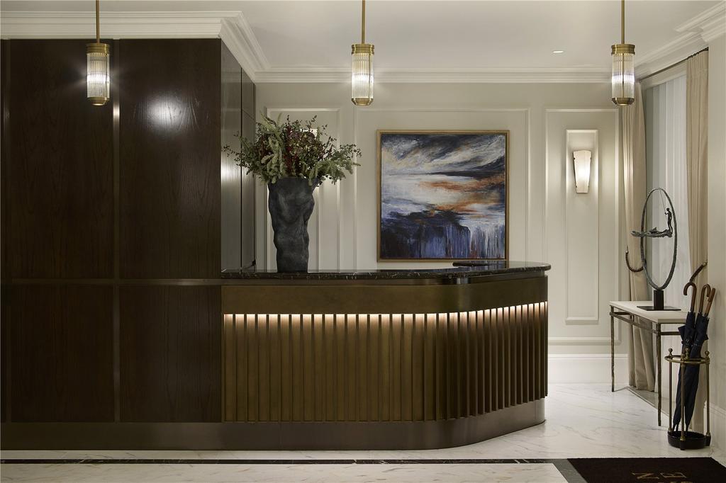 Concierge Lobby