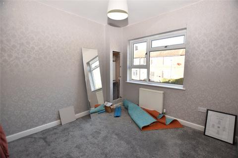 3 bedroom semi-detached house for sale, Longfield Avenue, Pudsey, Leeds, West Yorkshire