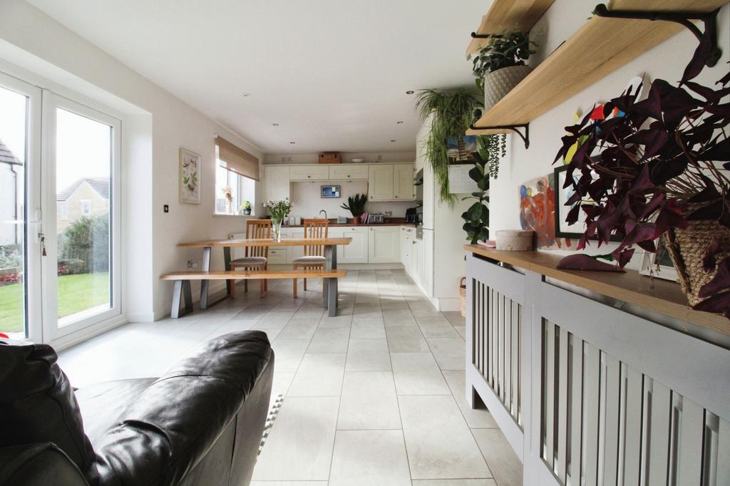 Family Room   Kitchen   Diner