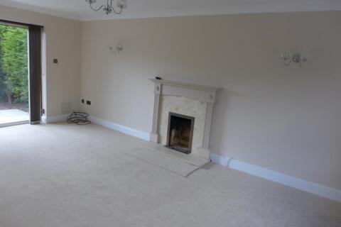 3 bedroom semi-detached house to rent, Ventura Close, Methwold, Norfolk, IP26