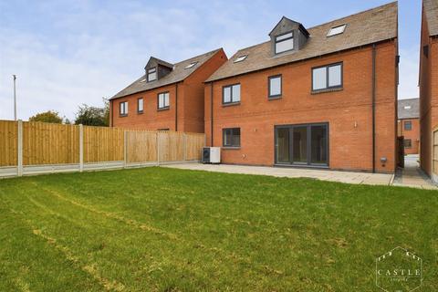 4 bedroom detached house for sale, The Outwoods, Burbage