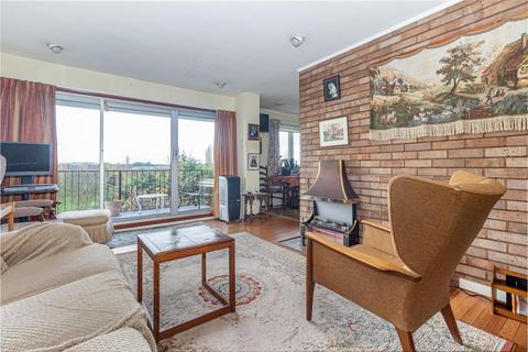 128 Bath Road, Worcester, WR5 3EP