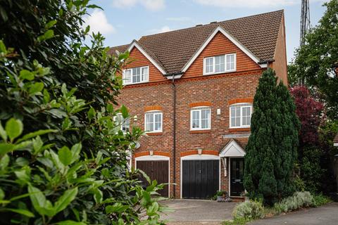 Bassett Drive, Reigate, Surrey, RH2