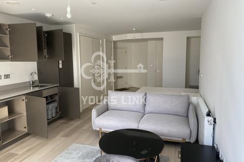 1 bedroom flat to rent, Daneland Walk, London N17