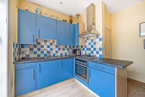 279 Acton Lane, London, W4 5DH
