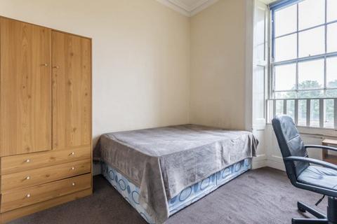 undefined, 1655L East Preston Street, Edinburgh, EH8 9QD