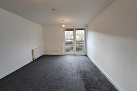 2 bedroom flat to rent, Firpark Court, Dennistoun, Glasgow, G31