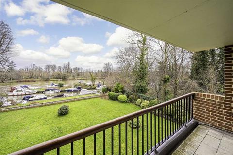 2 bedroom flat for sale, River Reach, Teddington TW11