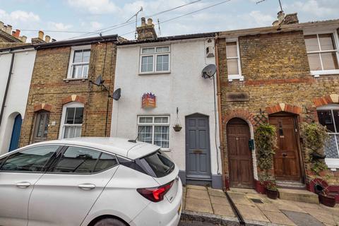 3 bedroom terraced house for sale, Mendfield Street, Faversham, ME13