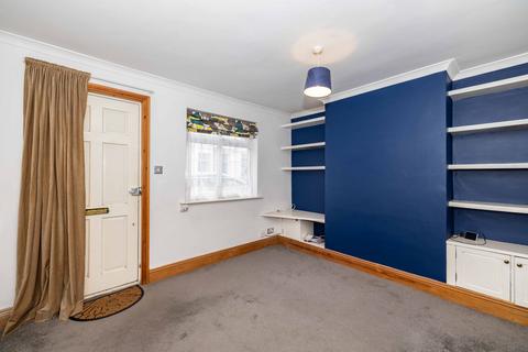 3 bedroom terraced house for sale, Mendfield Street, Faversham, ME13