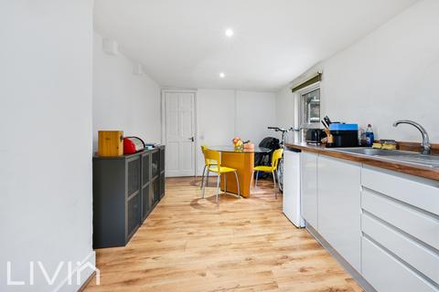 2 bedroom flat for sale, 57 Medora Road, London SW2