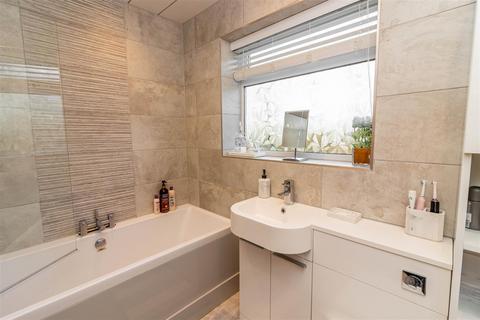 3 bedroom detached house for sale, Malaga Close, St Johns Estate, Newcastle Upon Tyne