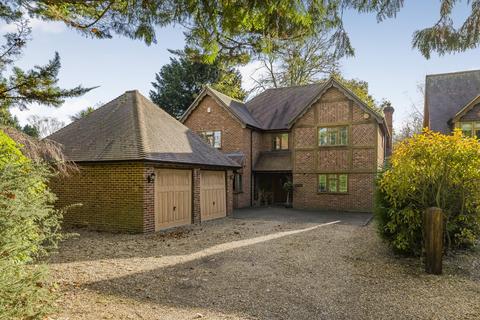 5 bedroom detached house for sale, Common Road, Chandler's Ford, Hampshire, SO53