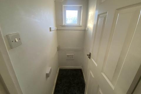 12 Glen View, Royton, Oldham, OL2 5RG
