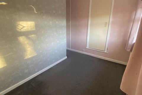 12 Glen View, Royton, Oldham, OL2 5RG