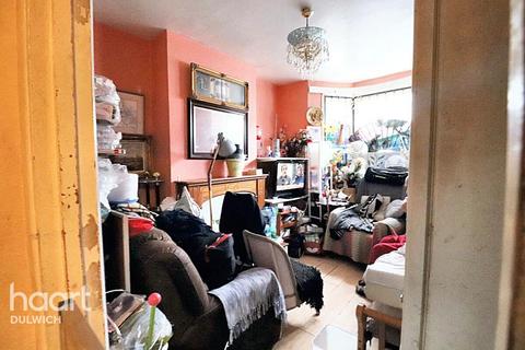 3 bedroom terraced house for sale, Astbury Road, London