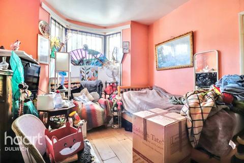 3 bedroom terraced house for sale, Astbury Road, London