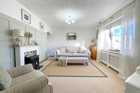 3 bedroom terraced house for sale, Woodfield, Collyweston, Stamford, Northamptonshire, PE9 3PY