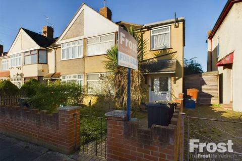 3 bedroom end of terrace house for sale, Granville Avenue, Feltham, TW13