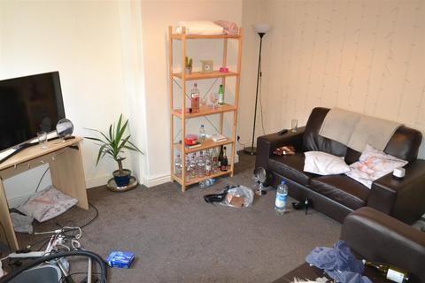 3 bedroom house to rent, Gordon Street, York