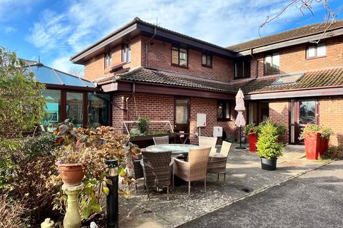 1 bedroom retirement property for sale, Knights Lane, Stratford-upon-Avon CV37