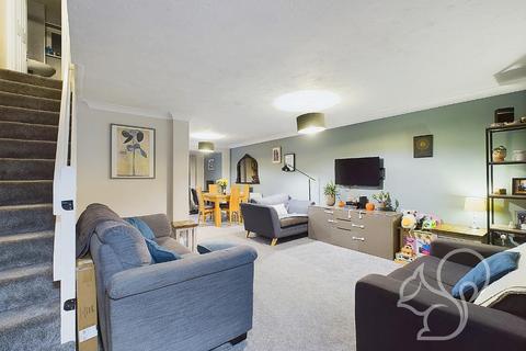 3 bedroom end of terrace house for sale, Adelaide Drive, Colchester