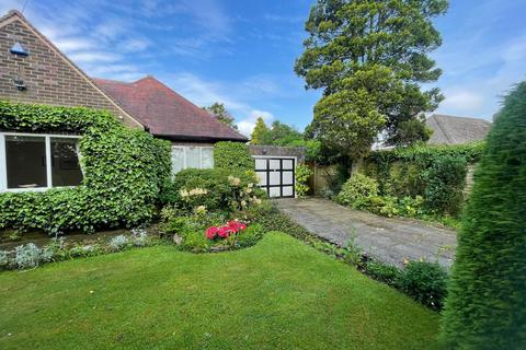 2 bedroom bungalow for sale, Gathurst Road, Orrell,Wigan WN5 8QE