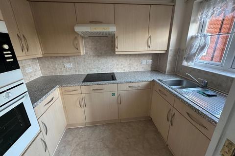 1 bedroom retirement property for sale, Harefield Road, Uxbridge UB8