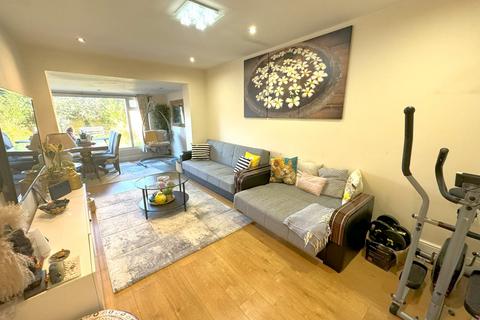 4 bedroom semi-detached bungalow for sale, Clare Road, Staines-upon-Thames TW19