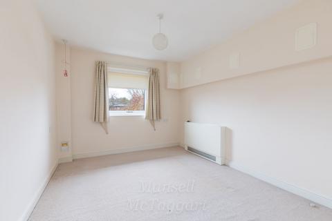 2 bedroom retirement property for sale, Commonwealth Drive, Crawley RH10