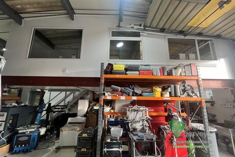 Industrial unit for sale, Aylesbury HP19