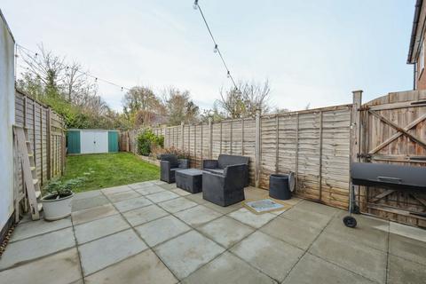 2 bedroom terraced house for sale, Junction Road, Burgess Hill, RH15