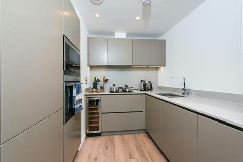 1 bedroom apartment to rent, Cashmere House, Goodman's Fields, Aldgate E1