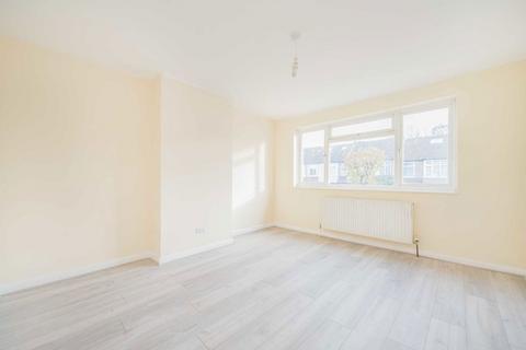 3 bedroom house to rent, Northborough Road, London SW16