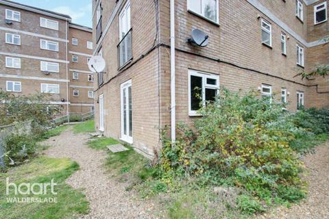 1 bedroom flat for sale, Longhill Avenue, Chatham