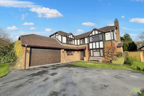 4 bedroom detached house for sale, The Oaks, Preston