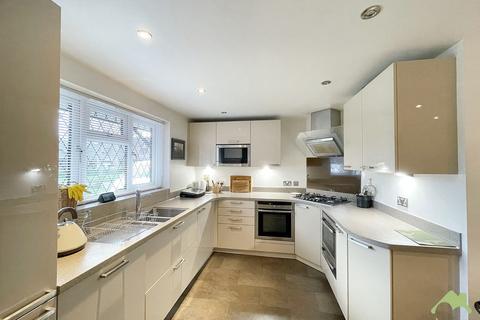 4 bedroom detached house for sale, The Oaks,  St Michaels
