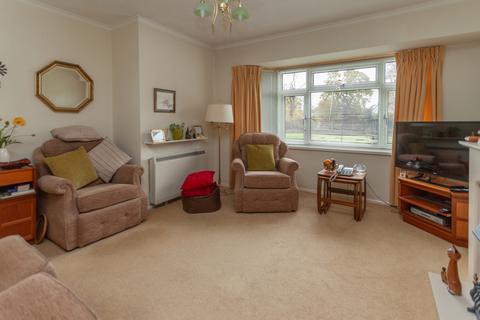 2 bedroom flat for sale, Woods Lane, Melton, IP12 1PH