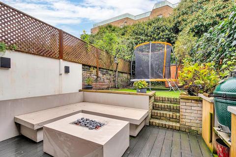 4 bedroom terraced house for sale, Walham Grove, London