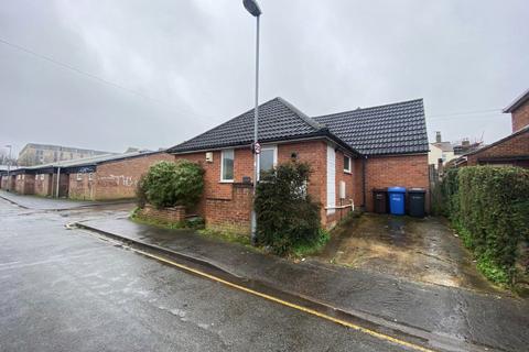 2 bedroom bungalow to rent, Lothian Street Norwich