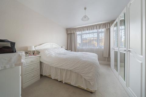 undefined, Bassett Avenue, Bassett, Southampton, Hampshire, SO16