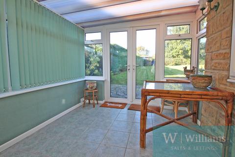 4 bedroom bungalow for sale, Church Road, Wootton Bridge