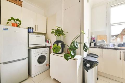 2 bedroom flat to rent, Queens Club Gardens, Barons Court, London, W14