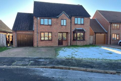 4 bedroom detached house to rent, Hopgarth, Haxey, Doncaster, DN9 2QB