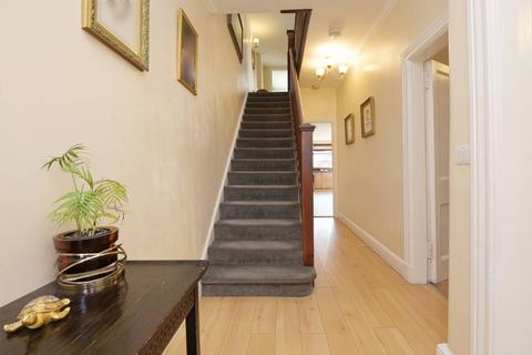 undefined, 19 Barnton Grove, Barnton, Edinburgh, EH4 6EQ
