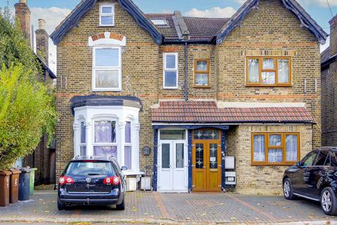 4 bedroom flat for sale, Palmerston Road, Walthamstow E17